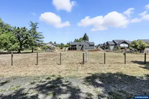 2049 SE Arrowwood Ave, Dallas, OR 97338 - Photo 36