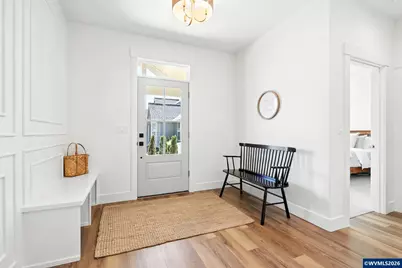 2049 SE Arrowwood Av, Dallas, OR 97338 - Photo 4