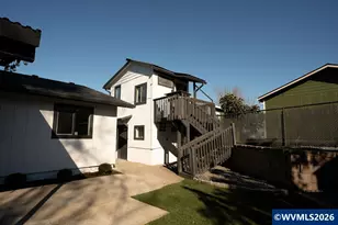 4454 York Ave NE, Salem, OR 97305 - Photo 4