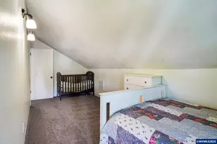 318 Koons St, Silverton, OR 97381 - Photo 30