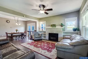 318 Koons St, Silverton, OR 97381 - Photo 8