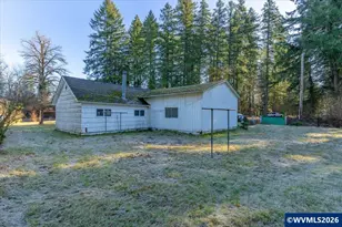 39388 River Dr, Lebanon, OR 97355 - Photo 8