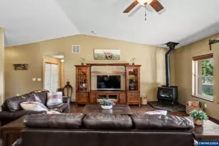 47364 Lyons Mill City Dr, Lyons, OR 97358 - Photo 12