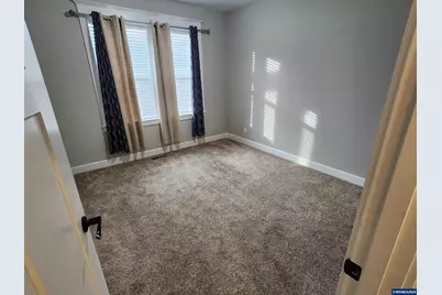 1627 Watson Butte Av SE, Salem, OR 97306 - Photo 20