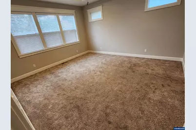 1627 Watson Butte Av SE, Salem, OR 97306 - Photo 14