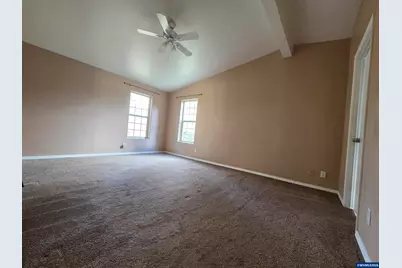 905 Mountain View Dr, Sweet Home, OR 97386 - Photo 14