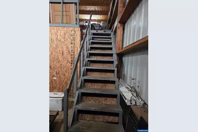 905 Mountain View Dr, Sweet Home, OR 97386 - Photo 22