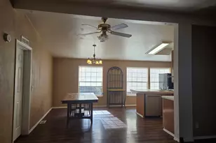 905 Mountain View Dr, Sweet Home, OR 97386 - Photo 4