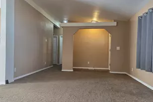 905 Mountain View Dr, Sweet Home, OR 97386 - Photo 10