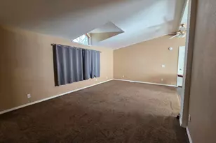 905 Mountain View Dr, Sweet Home, OR 97386 - Photo 12