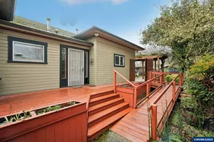 1051 SW Ellis St, Dallas, OR 97338 - Photo 34