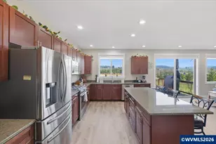 2020 SW Fairview Ave, Dallas, OR 97338 - Photo 14