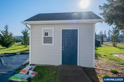 2020 SW Fairview Av, Dallas, OR 97338 - Photo 34