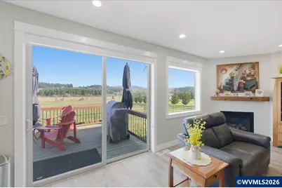 2020 SW Fairview Av, Dallas, OR 97338 - Photo 10