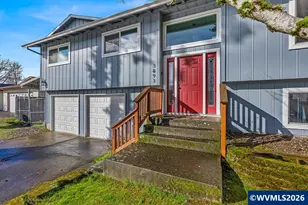 3893 SW 4th St, Gresham, OR 97030 - Photo 6