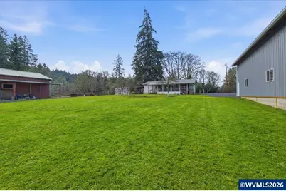 30271 Horseshoe Lp, Lebanon, OR 97355 - Photo 8