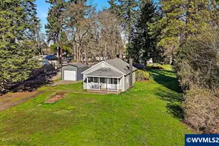 1095 Candlewood Dr NE, Keizer, OR 97303 - Photo 4