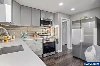 300 Charlotte St NE, Albany, OR 97322 - Photo 12