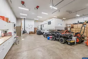 37676 Kathleen Ct, Lebanon, OR 97386 - Photo 38