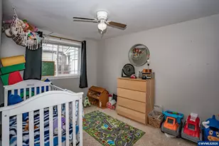 347 7th Ave, Sweet Home, OR 97386 - Photo 18