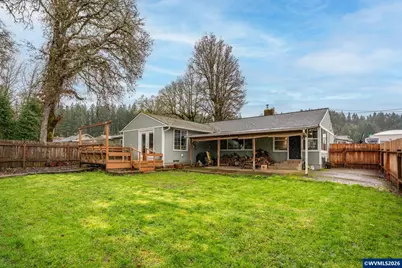 347 7th Av, Sweet Home, OR 97386 - Photo 2