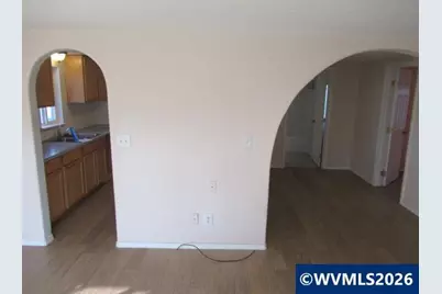 1308 SW 8th St, Dallas, OR 97338 - Photo 18