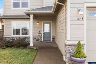 1663 SE Academy St, Dallas, OR 97338 - Photo 6