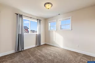 1663 SE Academy St, Dallas, OR 97338 - Photo 28