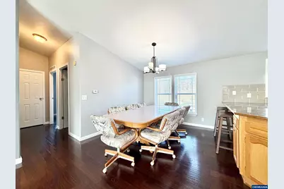 1863 Inland Wy, Springfield, OR 97477 - Photo 10