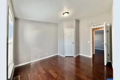 1863 Inland Wy, Springfield, OR 97477 - Photo 28