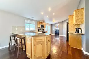 1863 Inland Way, Springfield, OR 97477 - Photo 12