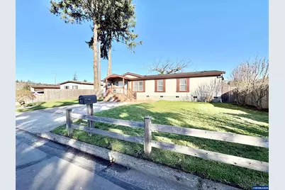1863 Inland Wy, Springfield, OR 97477 - Photo 2
