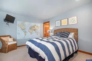 380 Pearl St, Lincoln Beach, OR 97388 - Photo 38