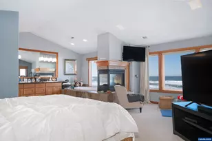 380 Pearl St, Lincoln Beach, OR 97388 - Photo 30