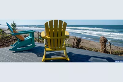 380 Pearl St, Lincoln Beach, OR 97388 - Photo 2