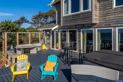 380 Pearl St, Lincoln Beach, OR 97388 - Photo 6