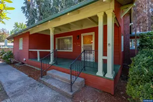 2635 NE Seavy Pl, Corvallis, OR 97330 - Photo 2