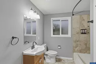 2860 NE Lancaster St, Corvallis, OR 97330 - Photo 14