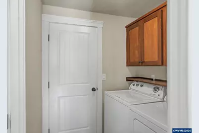1542 Barnes Av SE, Salem, OR 97306 - Photo 12