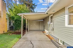 1093 Icel (A - B) Ct NE, Salem, OR 97301 - Photo 4