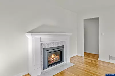 1093 Icel (A - B) Ct NE, Salem, OR 97301 - Photo 10