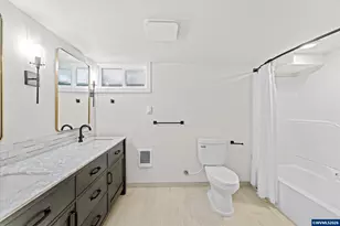 1093 Icel (A - B) Ct NE, Salem, OR 97301 - Photo 36