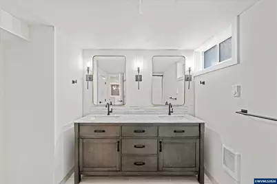 1093 Icel (A - B) Ct NE, Salem, OR 97301 - Photo 34