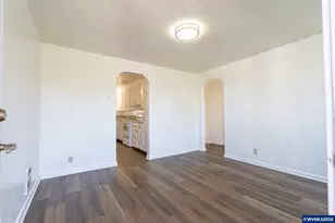 672 Catterlin Ave. NE, Salem, OR 97301 - Photo 4