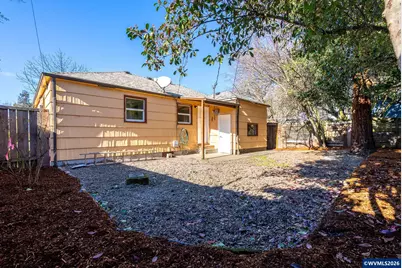 672 Catterlin Av NE, Salem, OR 97301 - Photo 16