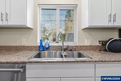 412 Monmouth Av S, Monmouth, OR 97361 - Photo 14