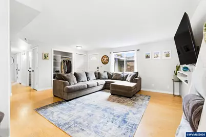 4776 Marshall Av, Eugene, OR 97402 - Photo 6