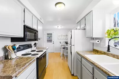 4776 Marshall Av, Eugene, OR 97402 - Photo 12