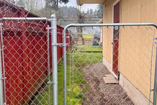 1304 Hawthorne St, Sweet Home, OR 97386 - Photo 6