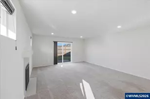 1469 Rita Dr, Woodburn, OR 97071 - Photo 16